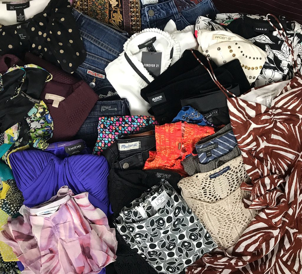 Pre-Owned Clothing Lots – Glam Shop Collection